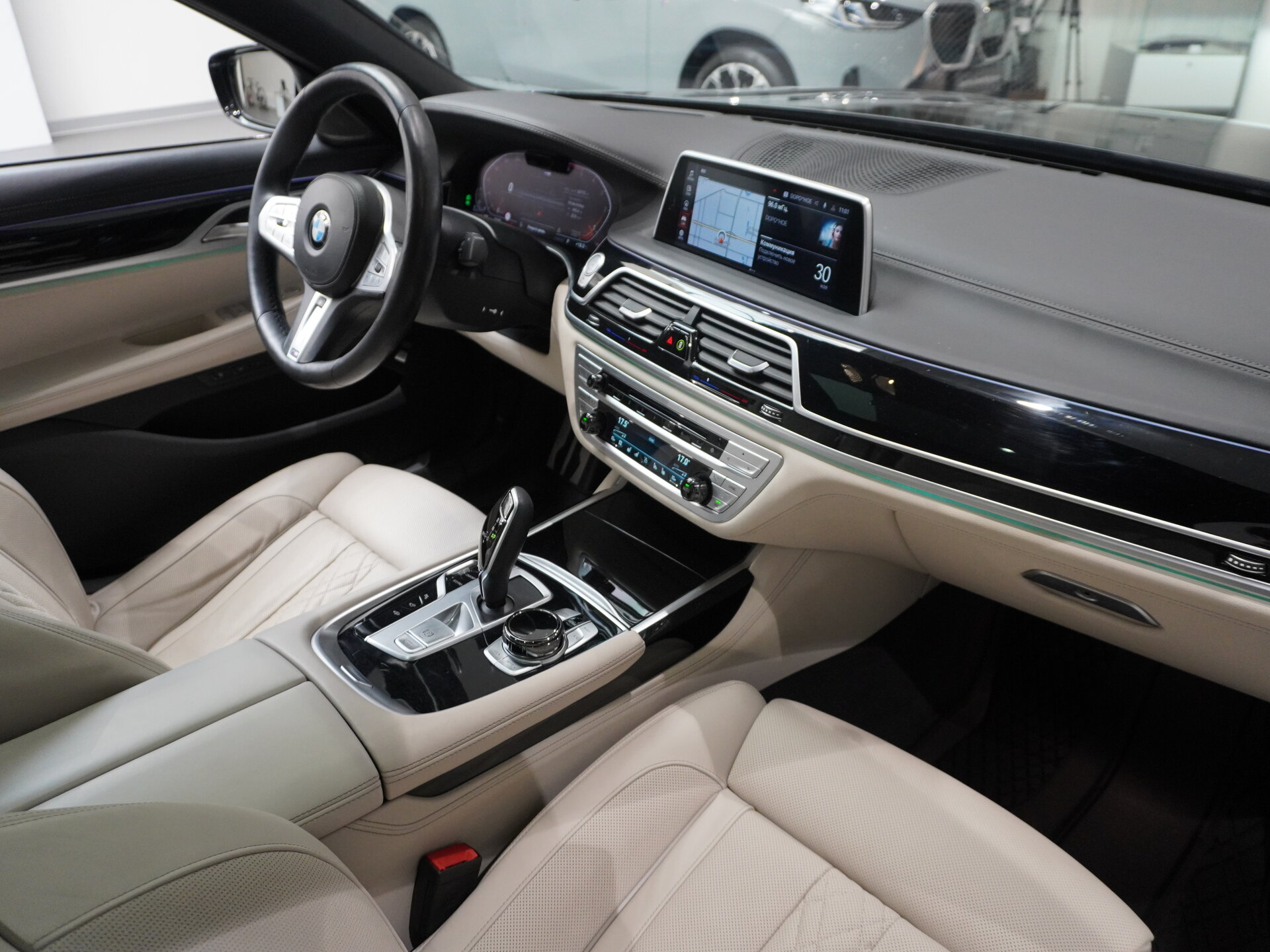 Автомобиль BMW 7 серии 740d xDrive 3.0d AT (320 л.с.) 4WD - 12