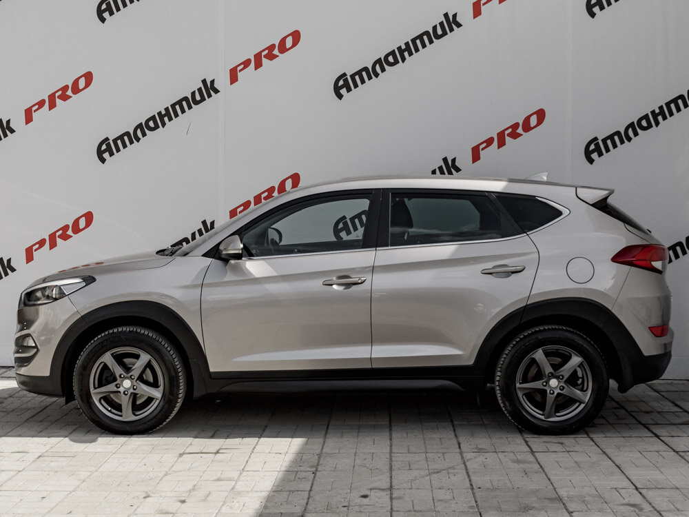 Купить Hyundai Tucson 2.0 AT (150 л.с.) 4WD, 2016 в Екатеренбурге