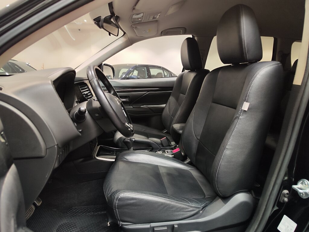Автомобиль Mitsubishi Outlander 2.0 CVT (146 л.с.) 4WD - 8