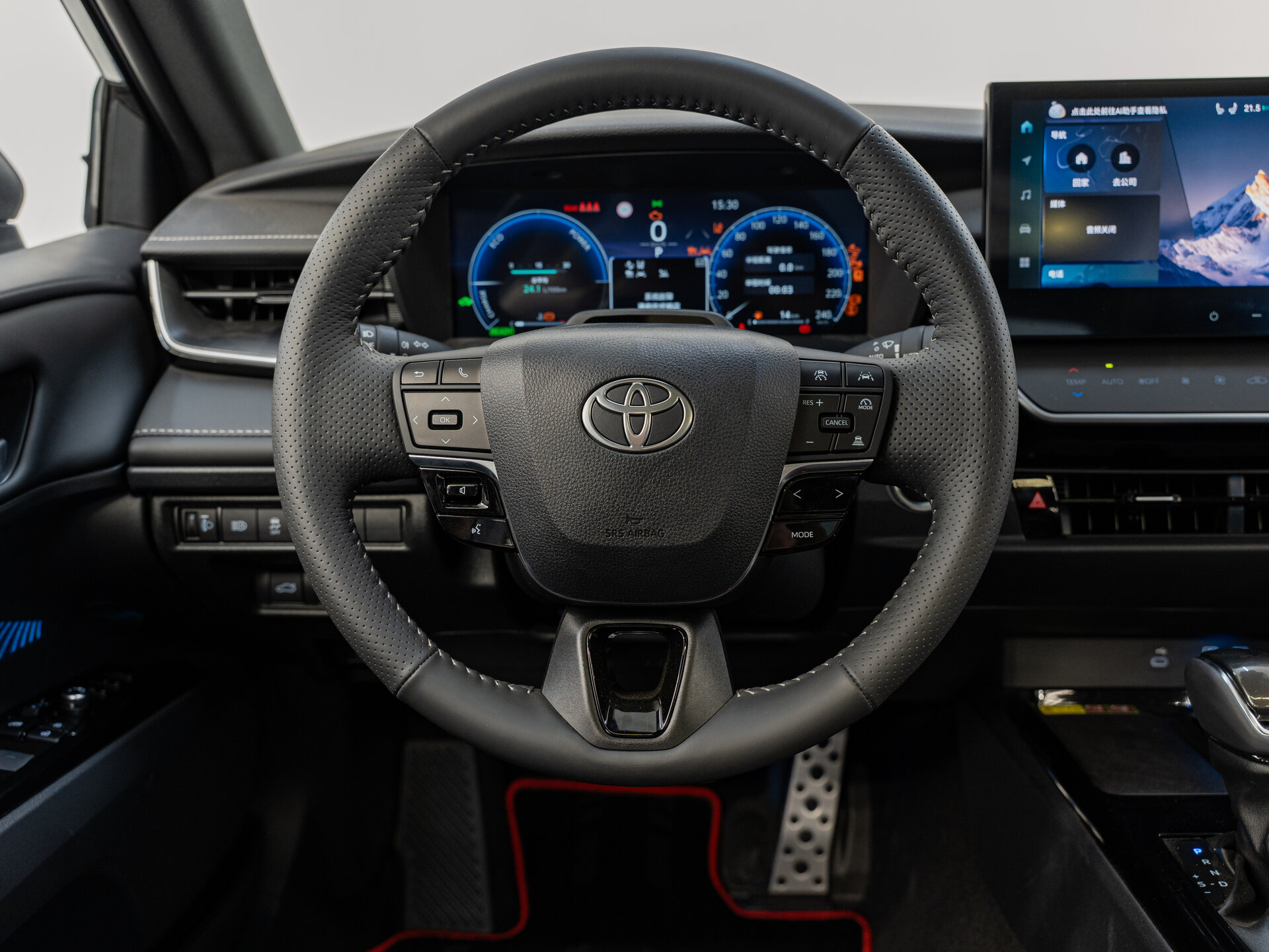 Автомобиль Toyota Camry 2.0hyb CVT (231 л.с.) - 13