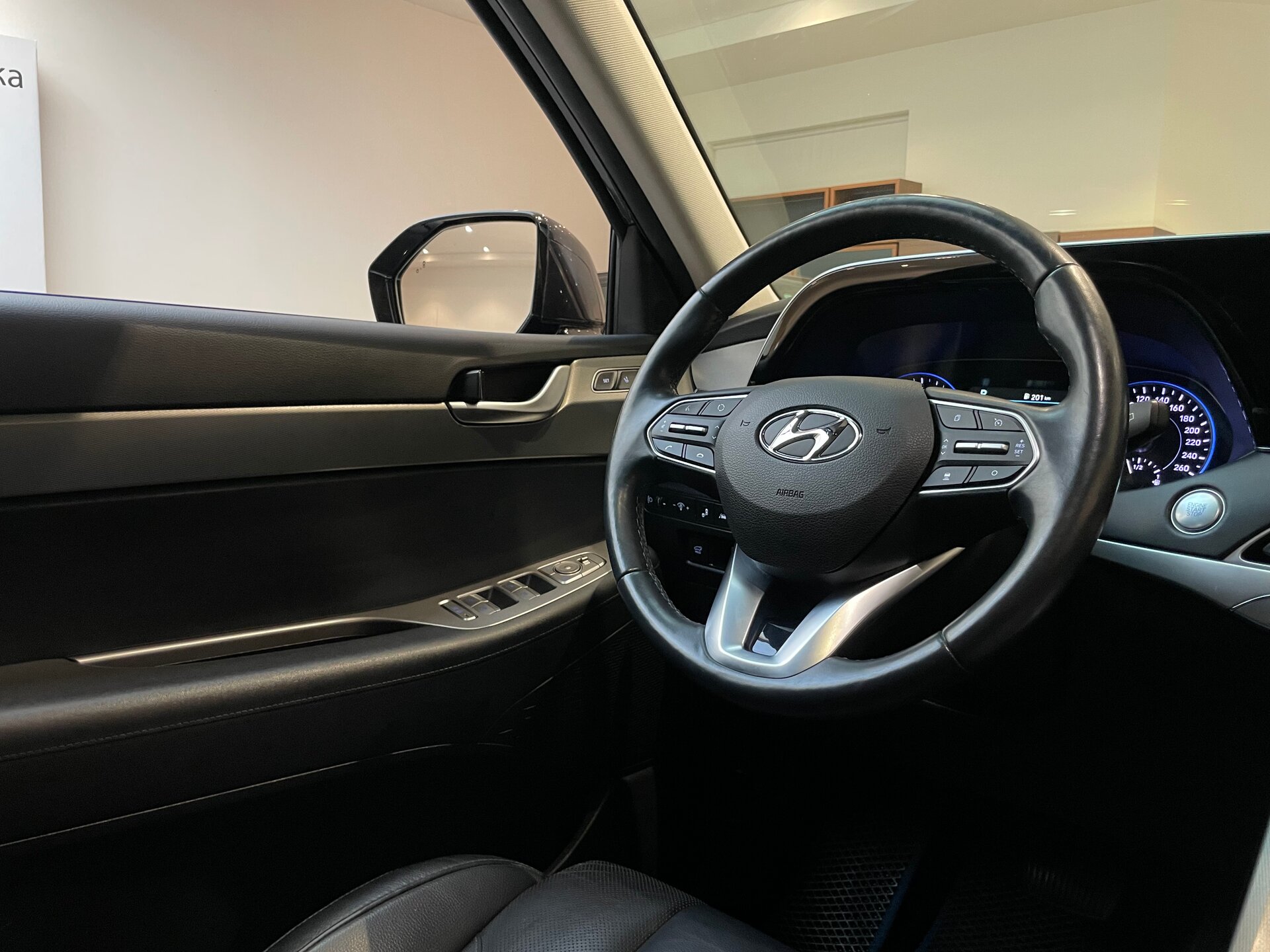 Автомобиль Hyundai Palisade 2.2d AT (200 л.с.) 4WD - 17