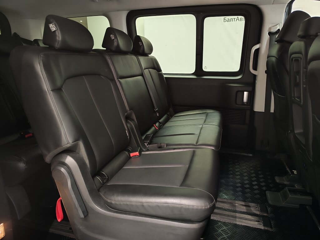 Автомобиль Hyundai Staria 3.5 AT (240 л.с.) - 13