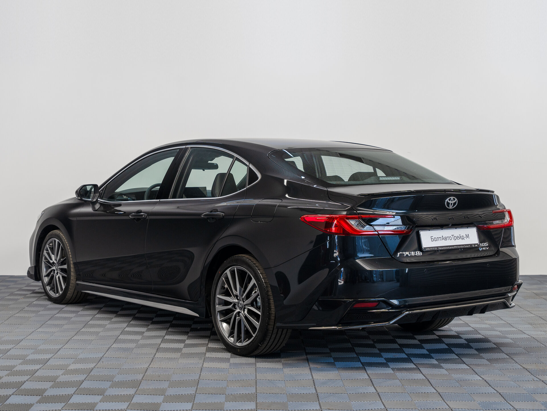 Автомобиль Toyota Camry 2.0hyb CVT (231 л.с.) - 7