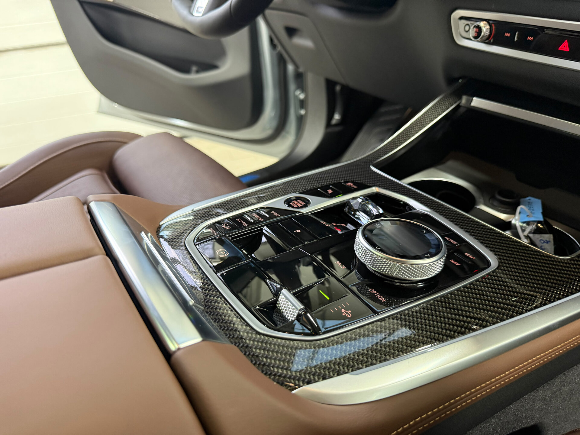 Автомобиль BMW X7 40d 3.0d AT (340 л.с.) 4WD - 8