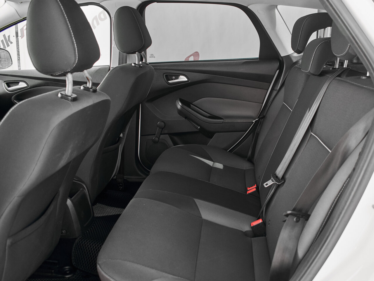 Купить Ford Focus 2.0 AMT (150 л.с.), 2012 в Екатеренбурге