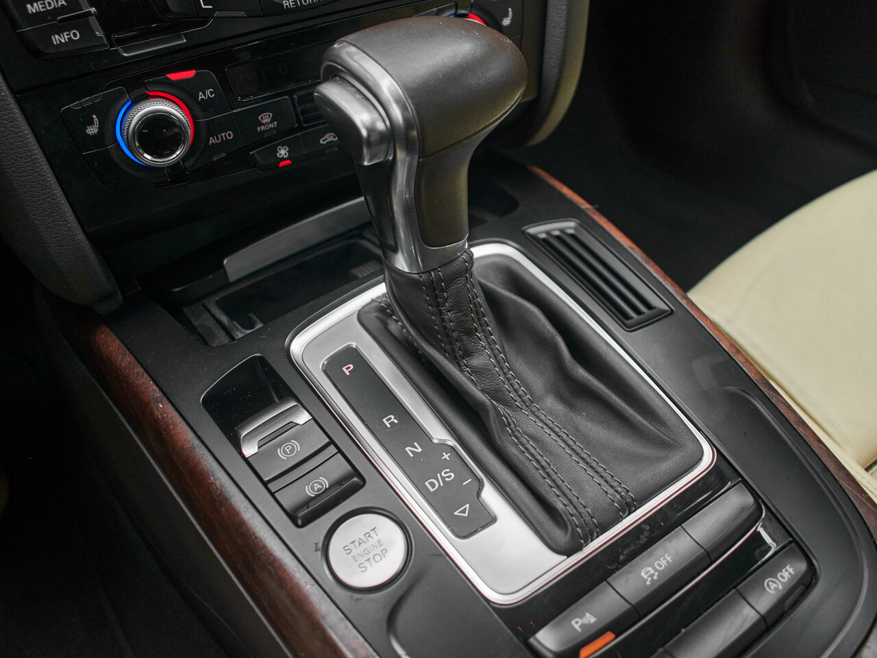 Купить Audi A5 2.0 AMT (230 л.с.) 4WD, 2016 в Екатеренбурге