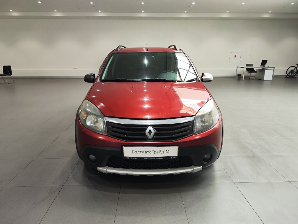 Автомобиль Renault Sandero Stepway 1.6 AT (103 л.с.) - 2