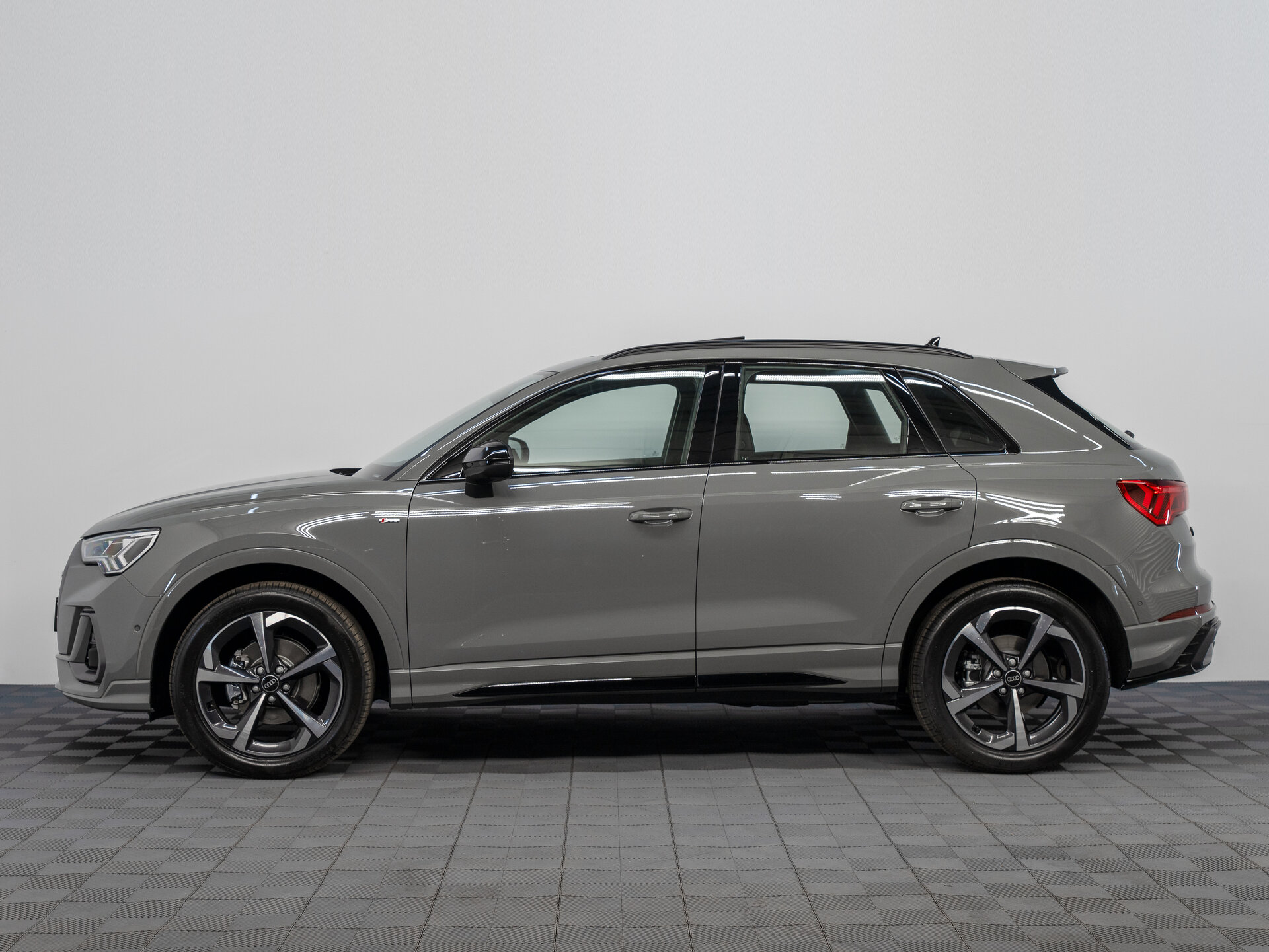Автомобиль Audi Q3 35 TFSI 1.5 AMT (160 л.с.) - 7