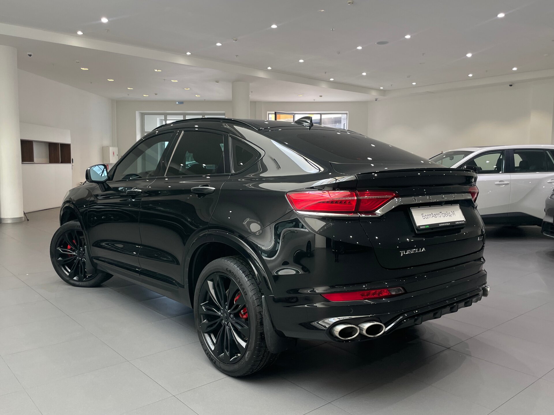 Автомобиль Geely Tugella 2.0 AT (238 л.с.) 4WD - 6