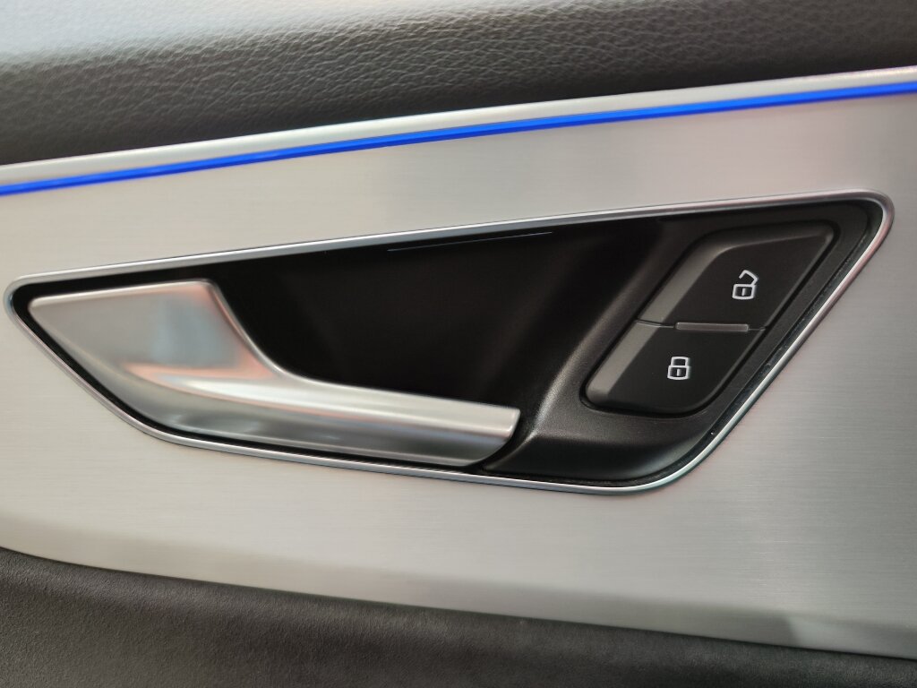 Автомобиль Audi Q8 55 TFSI 3.0 AT (340 л.с.) 4WD - 17