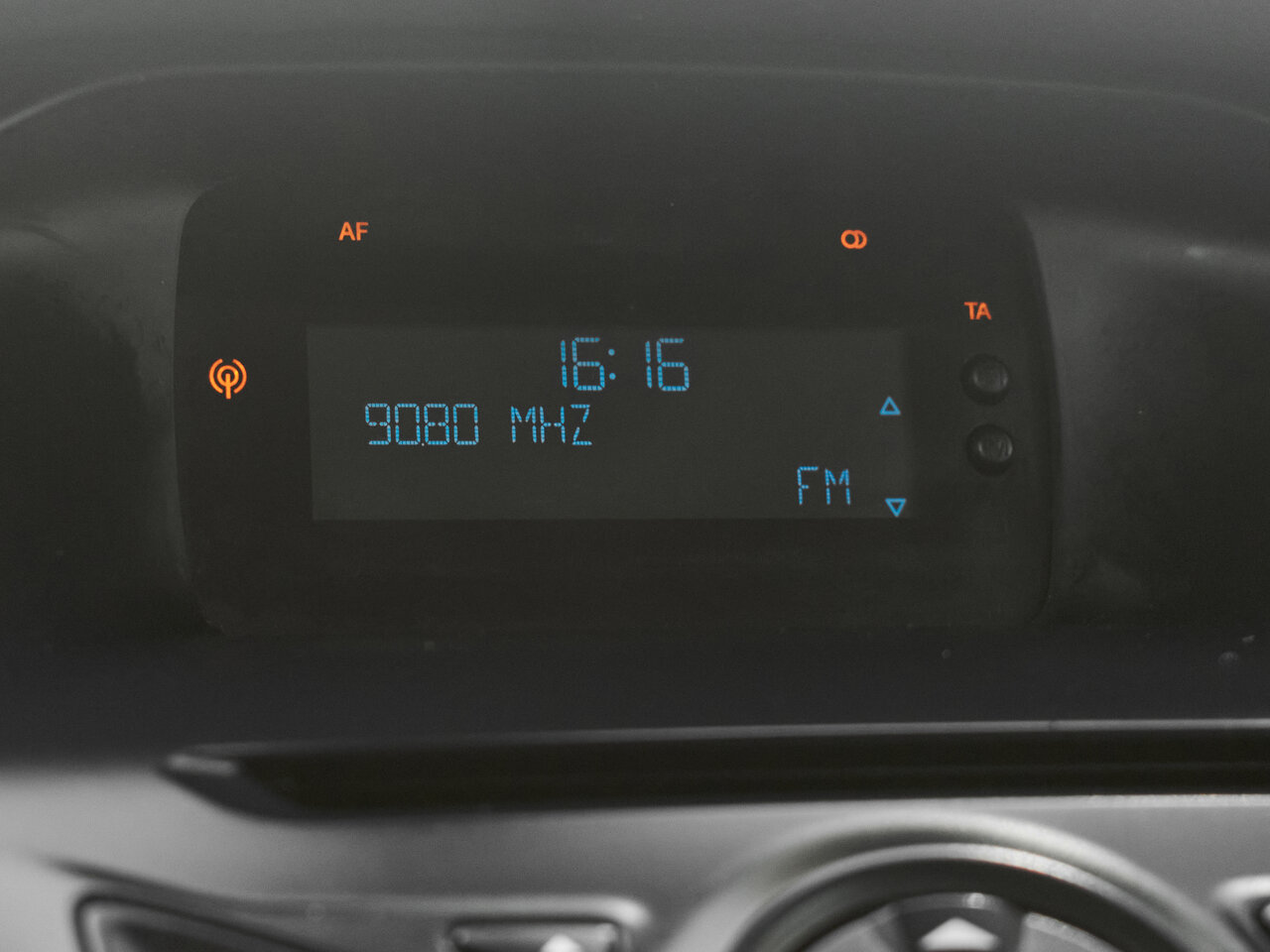 Купить Ford Focus 2.0 AMT (150 л.с.), 2012 в Екатеренбурге