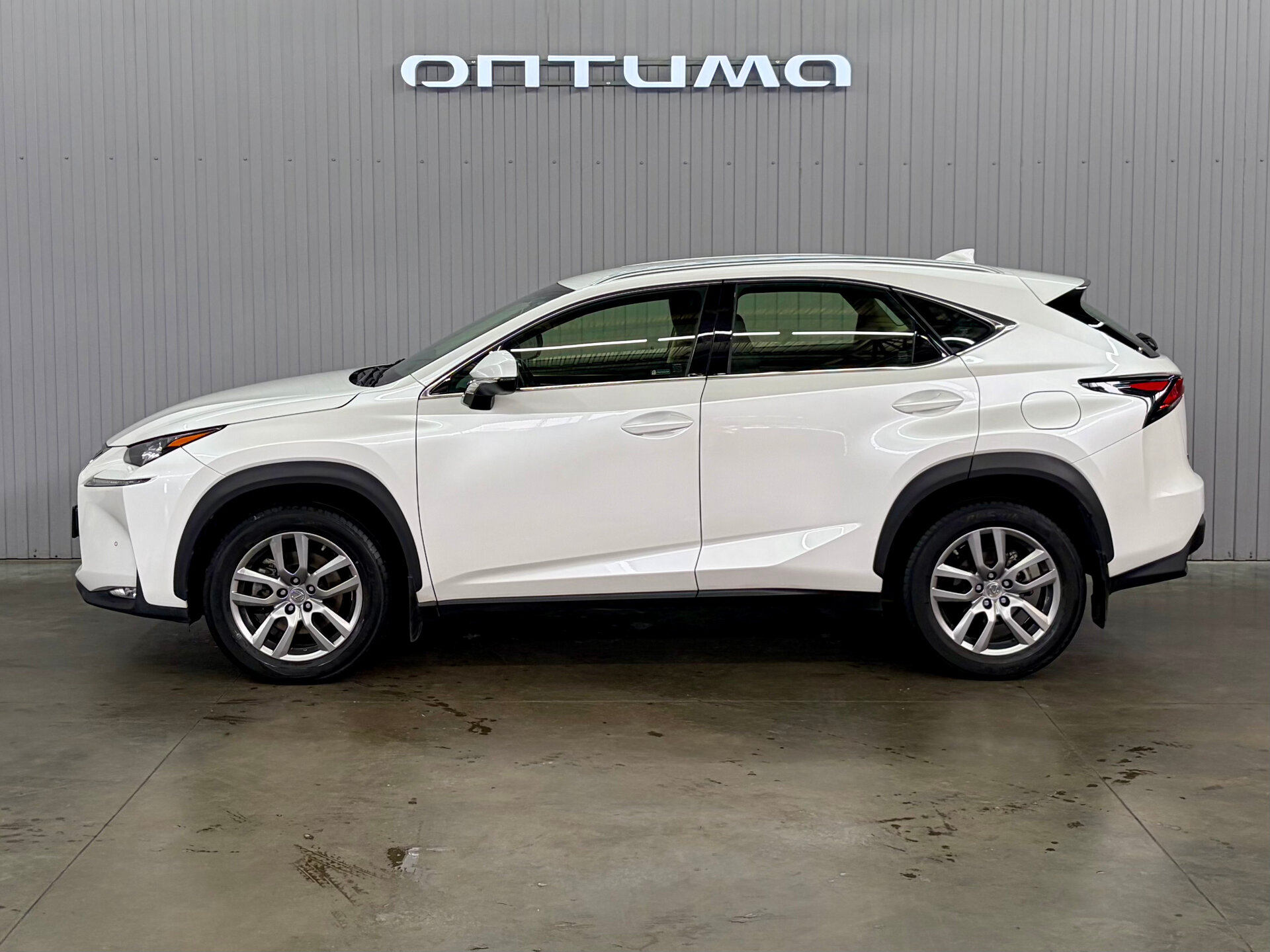 Lexus NX 