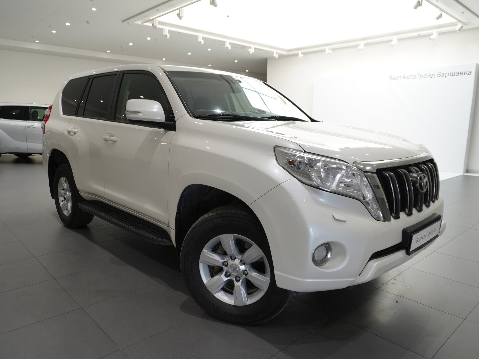 Автомобиль Toyota Land Cruiser Prado 3.0d AT (173 л.с.) 4WD - 3