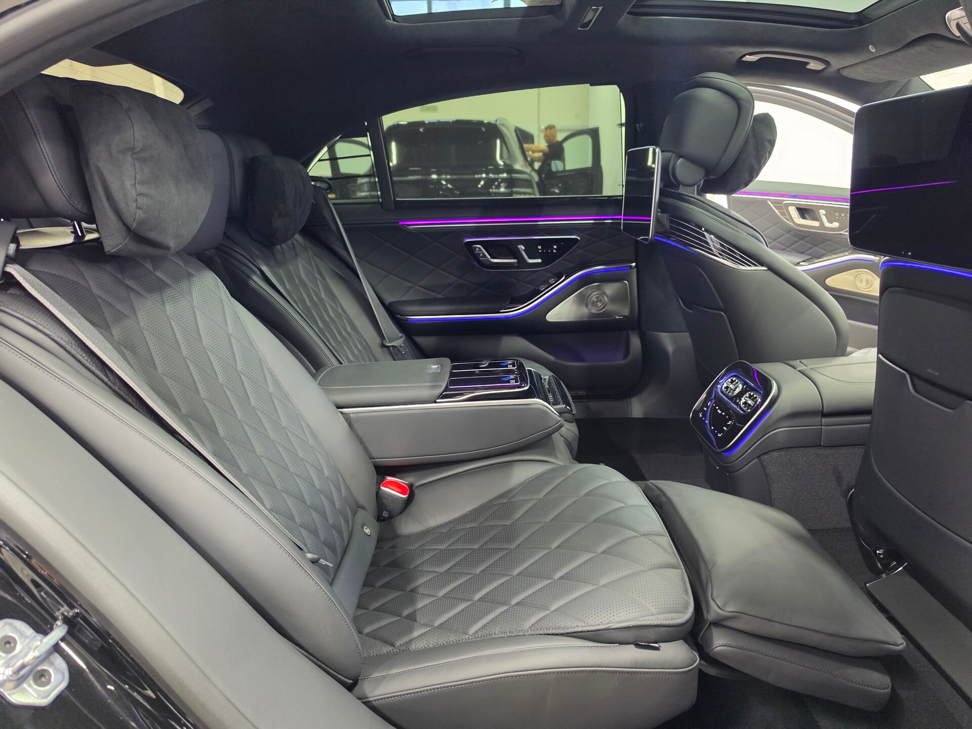 Автомобиль Mercedes-Benz S-Класс 450 d Long 4MATIC 3.0d AT (367 л.с.) 4WD - 4