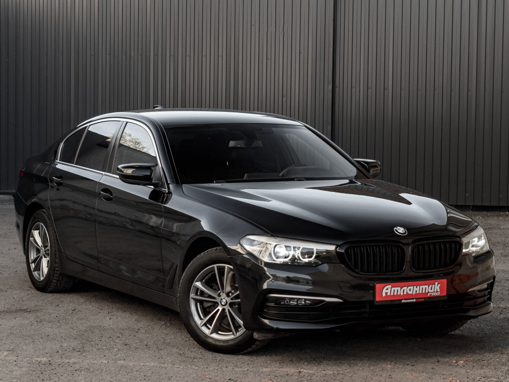 Купить BMW 5 серии 520d xDrive 2.0d AT (190 л.с.) 4WD, 2019 в Екатеренбурге