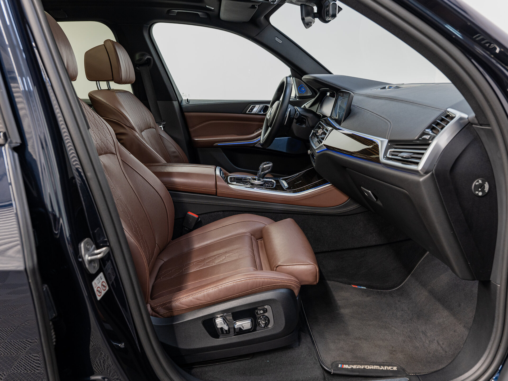 Автомобиль BMW X5 M50d 3.0d AT (400 л.с.) 4WD - 10