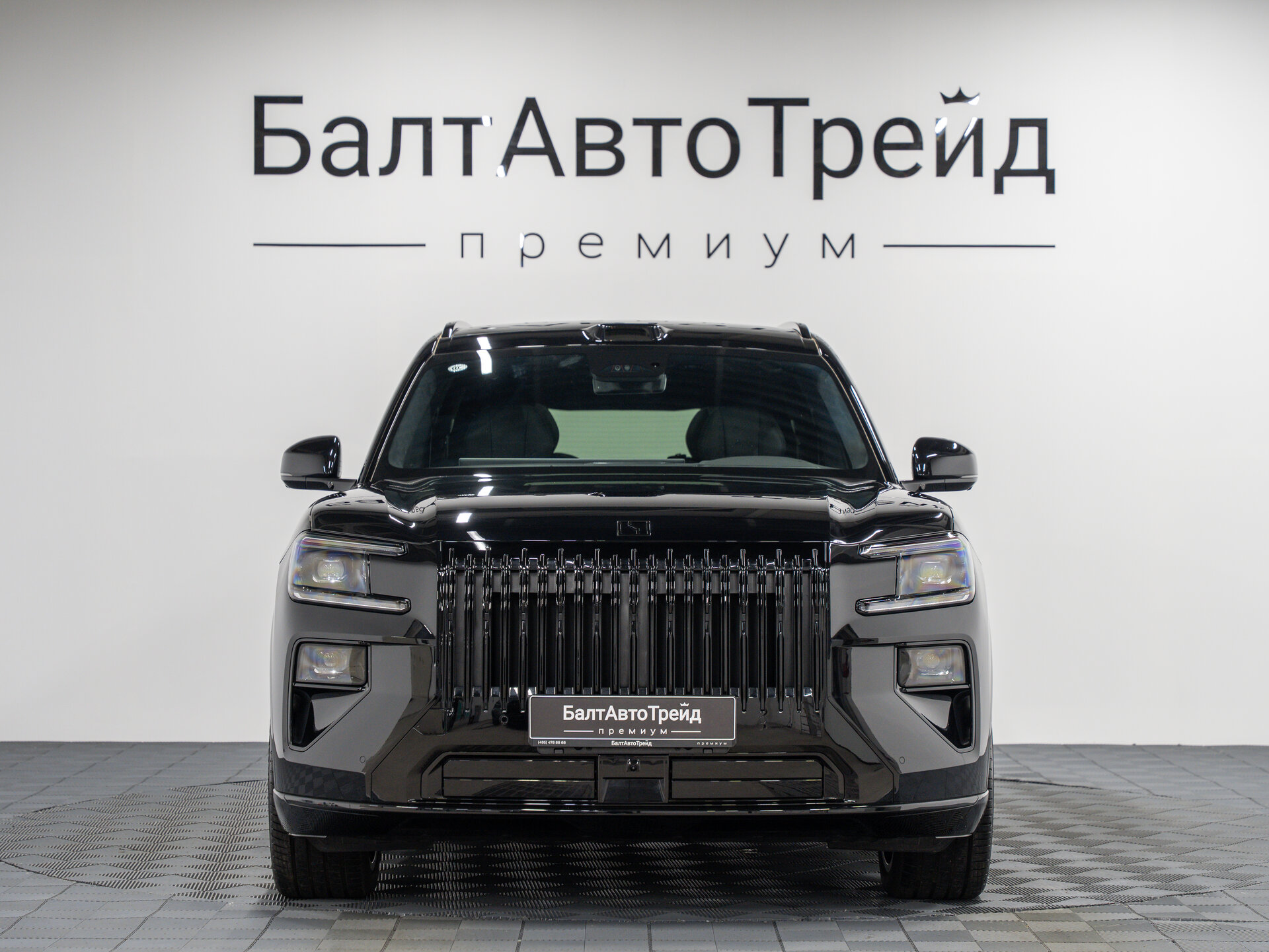 Автомобиль Zeekr 8X 70 kWh 2.0hyb AT (898 л.с.) 4WD - 4