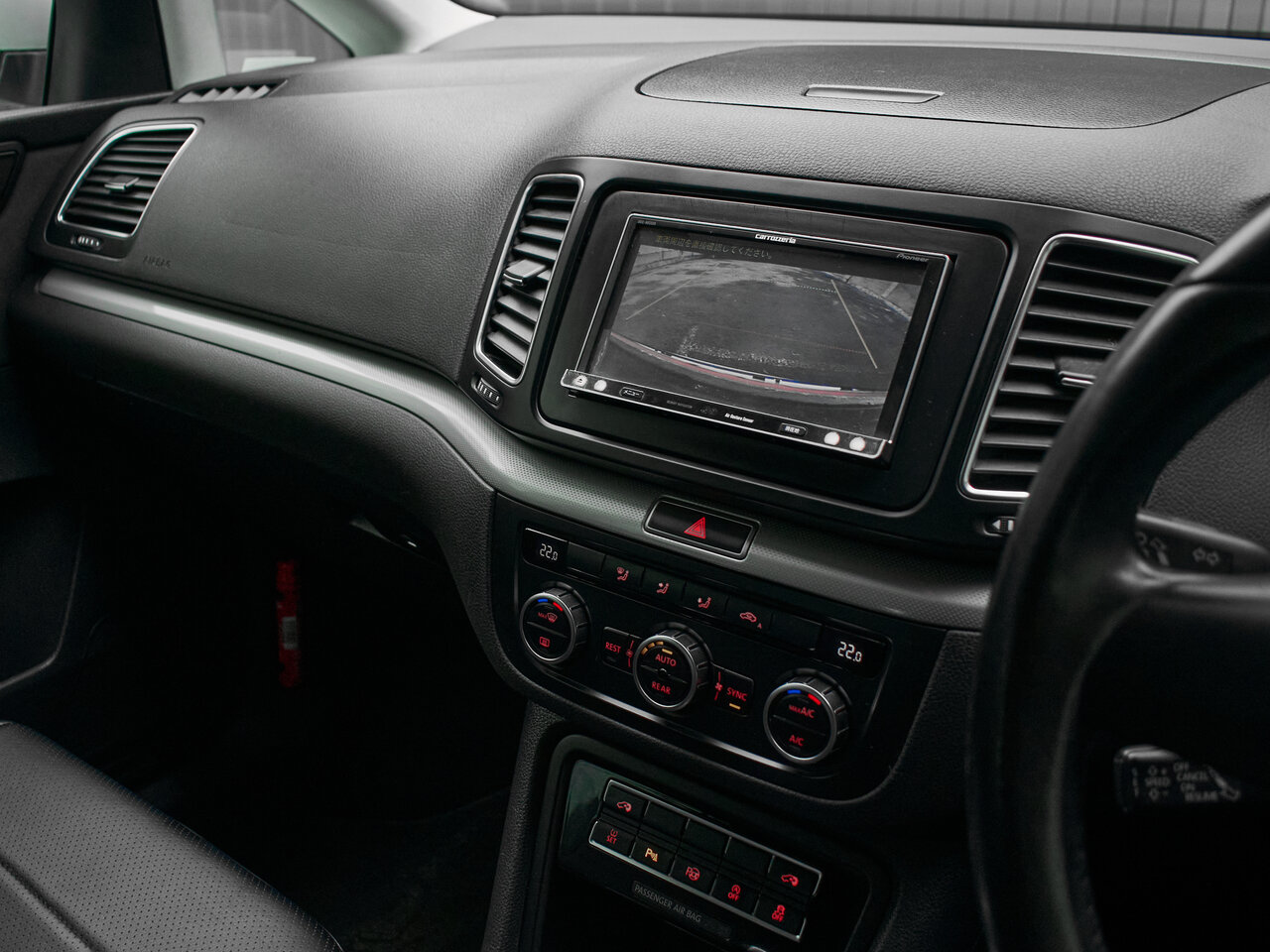 Купить Volkswagen Sharan 1.4 AMT (150 л.с.), 2012 в Екатеренбурге