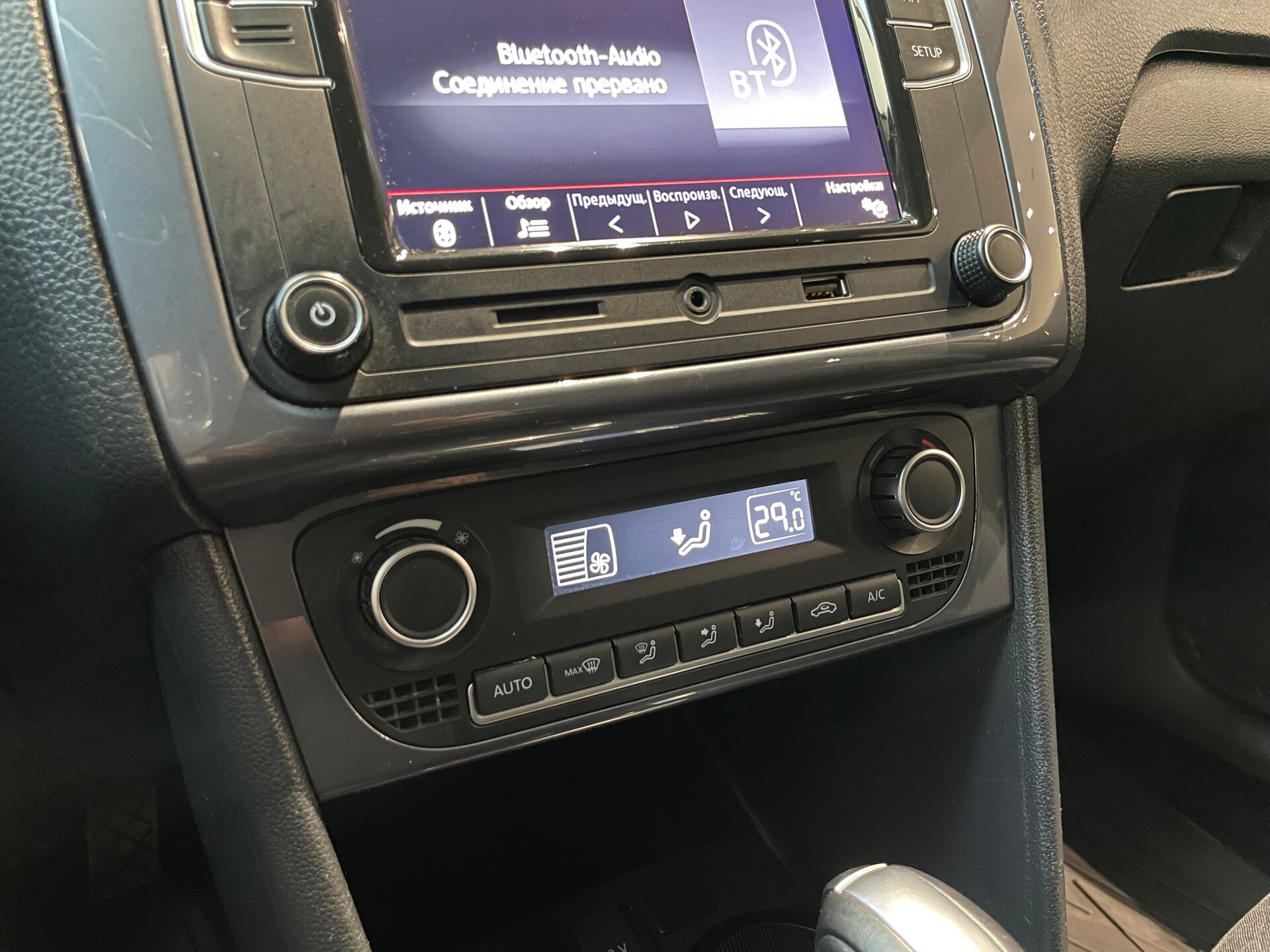 Автомобиль Volkswagen Polo 1.6 AT (110 л.с.) - 18