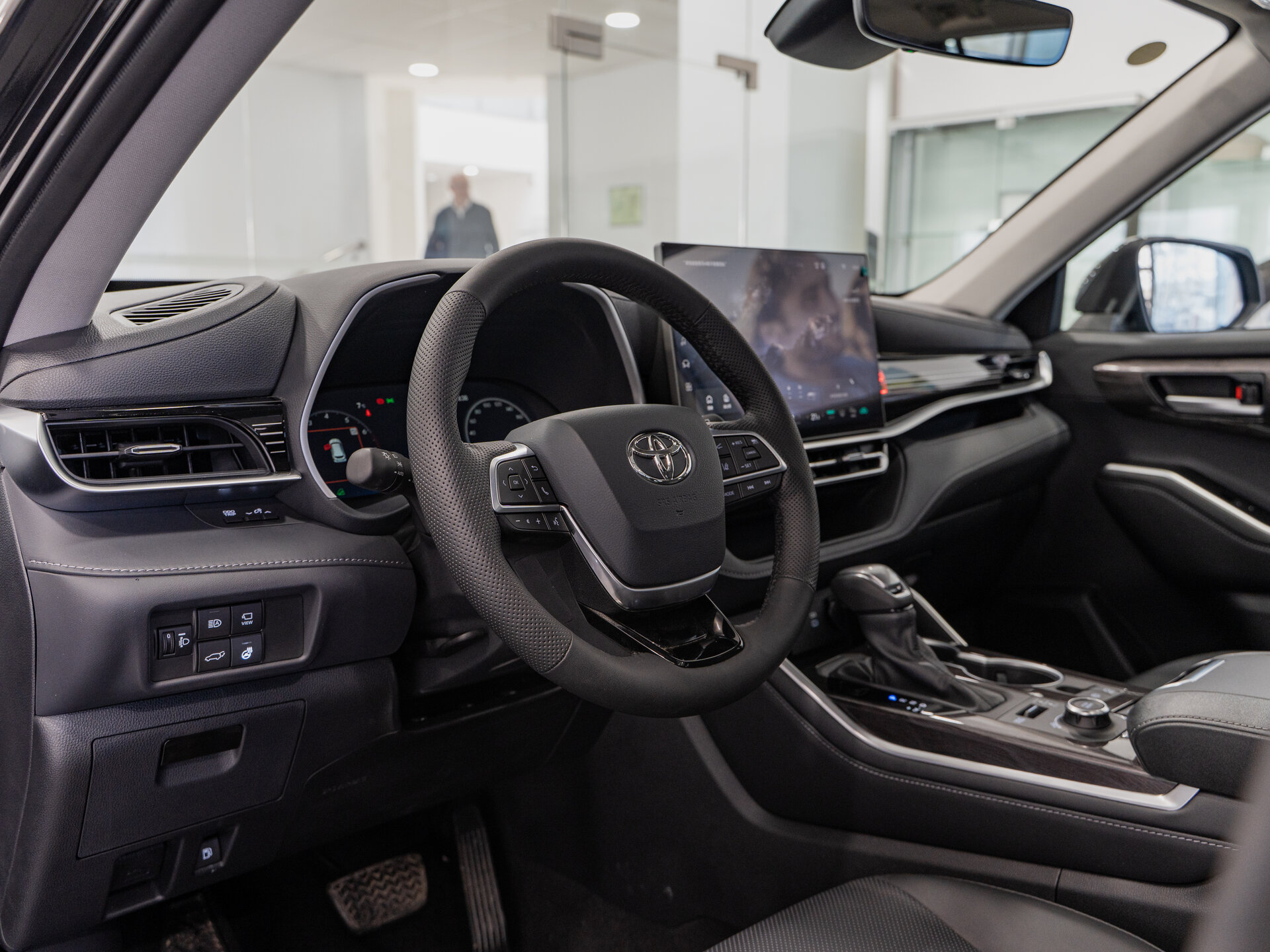 Автомобиль Toyota Highlander 2.0 AT (248 л.с.) 4WD - 9