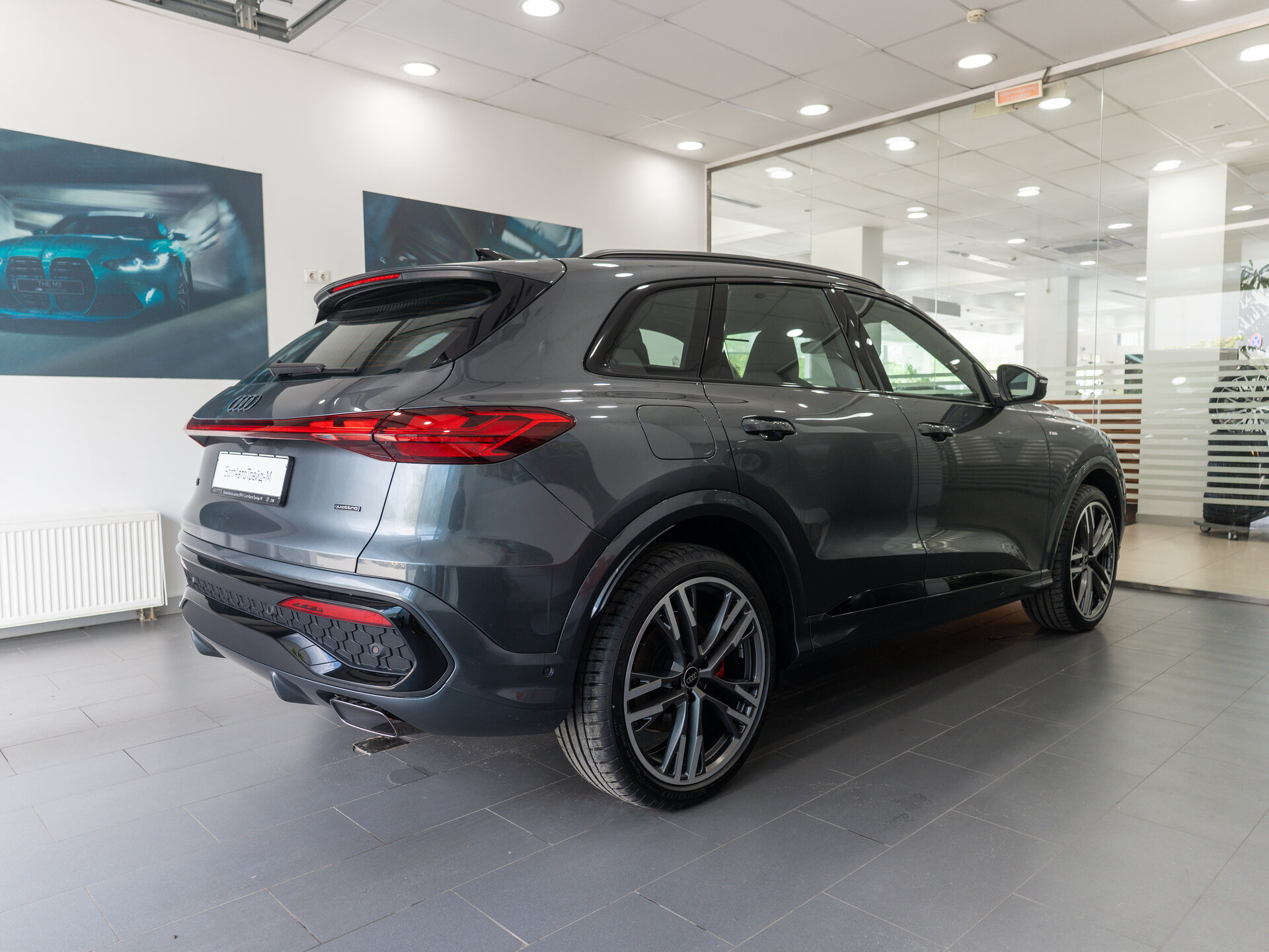 Автомобиль Audi Q5 45 TFSI 2.0 AMT (272 л.с.) 4WD - 4