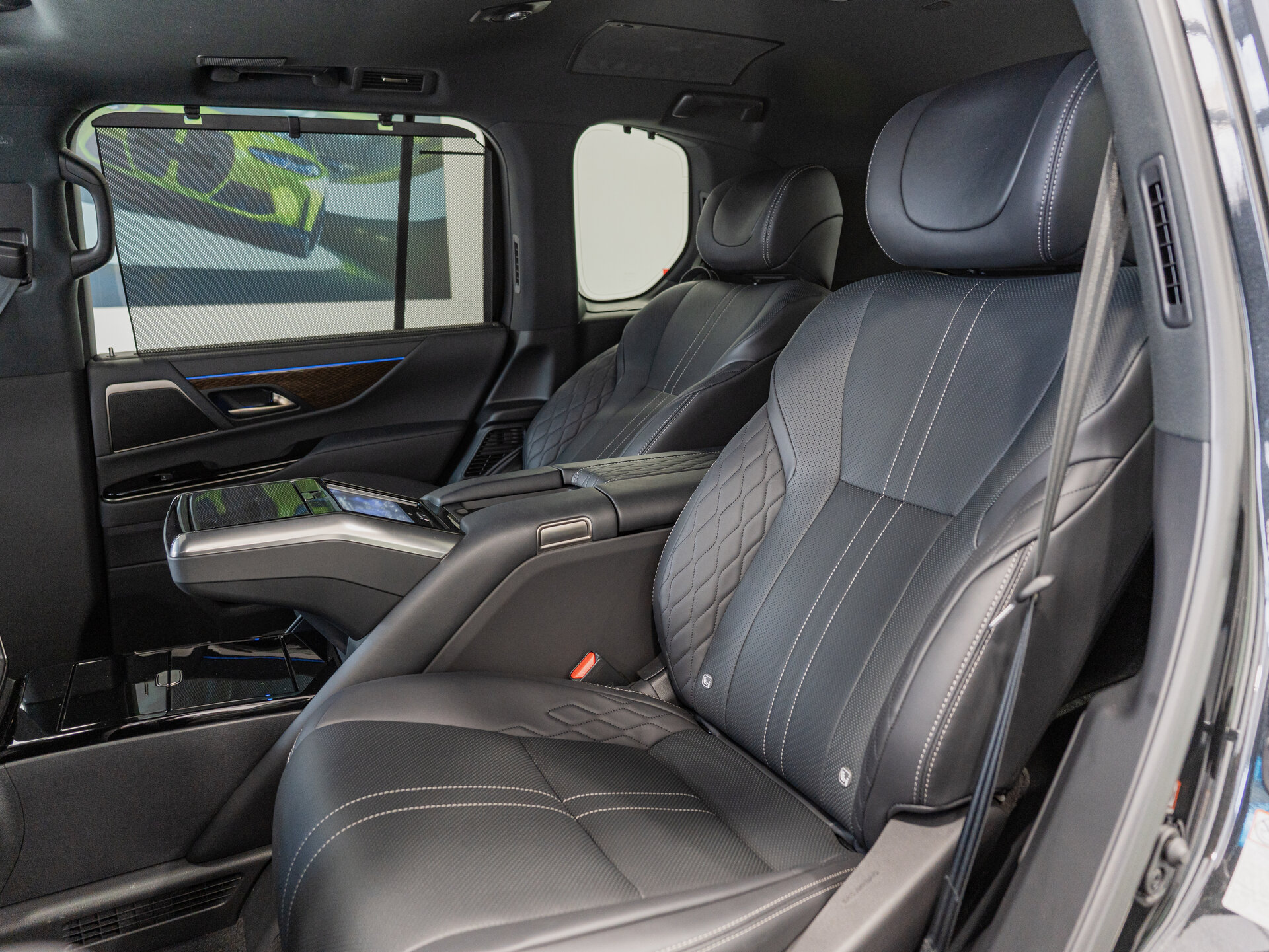 Автомобиль Lexus LX 600 3.4 AT (415 л.с.) 4WD - 18