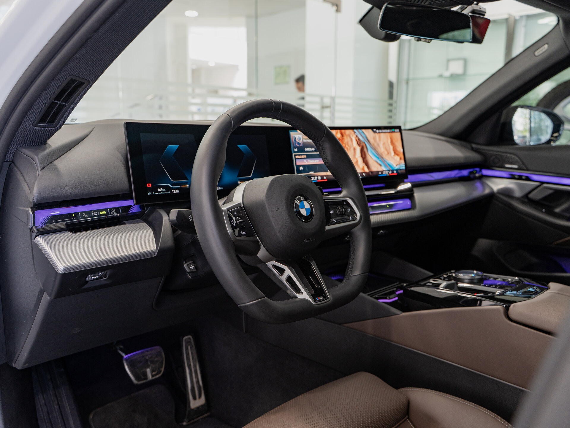 Автомобиль BMW 5 серии 523d xDrive 2.0d AT (197 л.с.) 4WD - 10