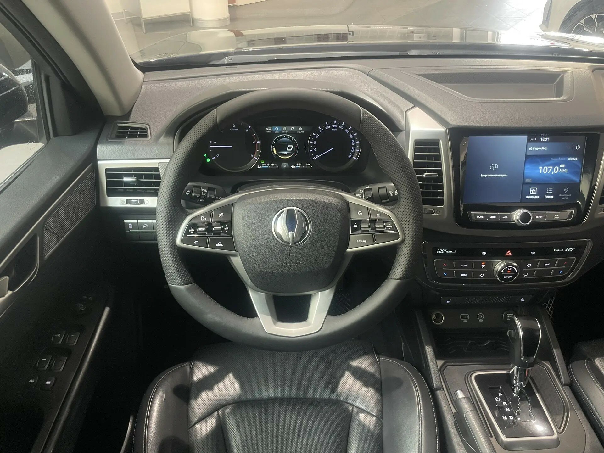 Автомобиль SsangYong Rexton Sports 2.2d AT (181 л.с.) 4WD - 13