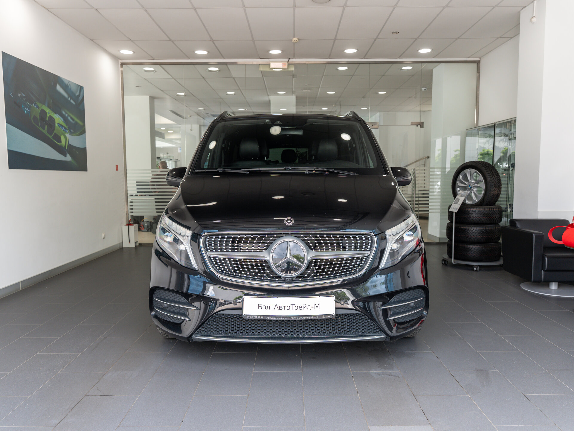 Автомобиль Mercedes-Benz V-Класс 250 d длинный 2.1d AT (190 л.с.) 4WD - 2
