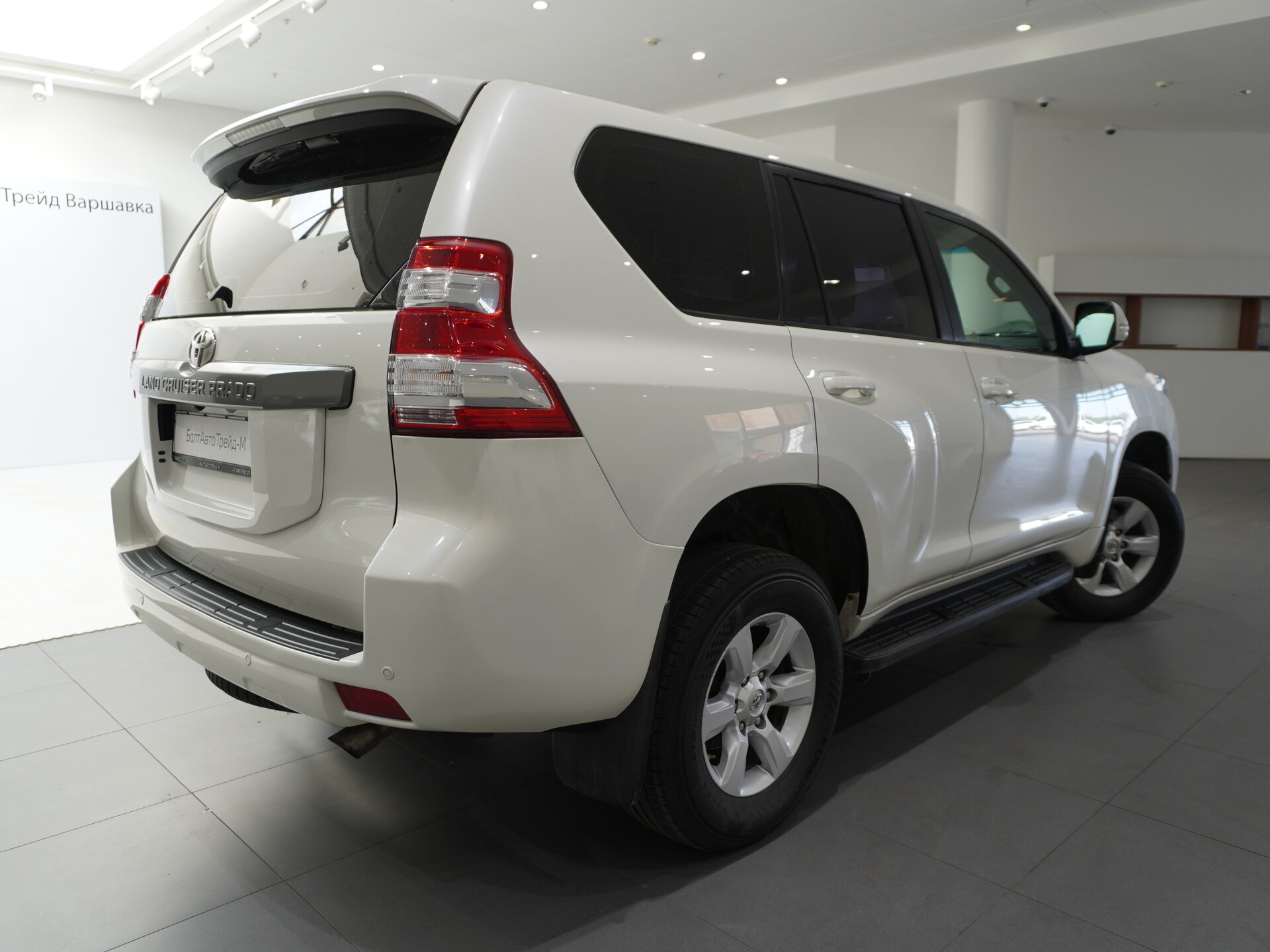 Автомобиль Toyota Land Cruiser Prado 3.0d AT (173 л.с.) 4WD - 4