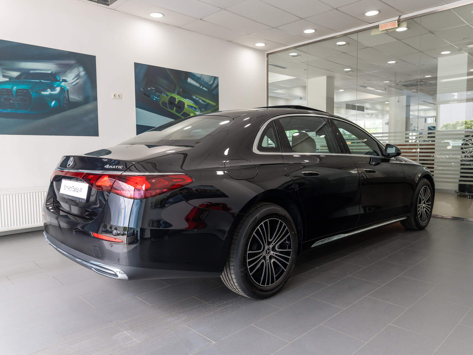Автомобиль Mercedes-Benz E-Класс 260 L 2.0 AT (204 л.с.) 4WD - 2