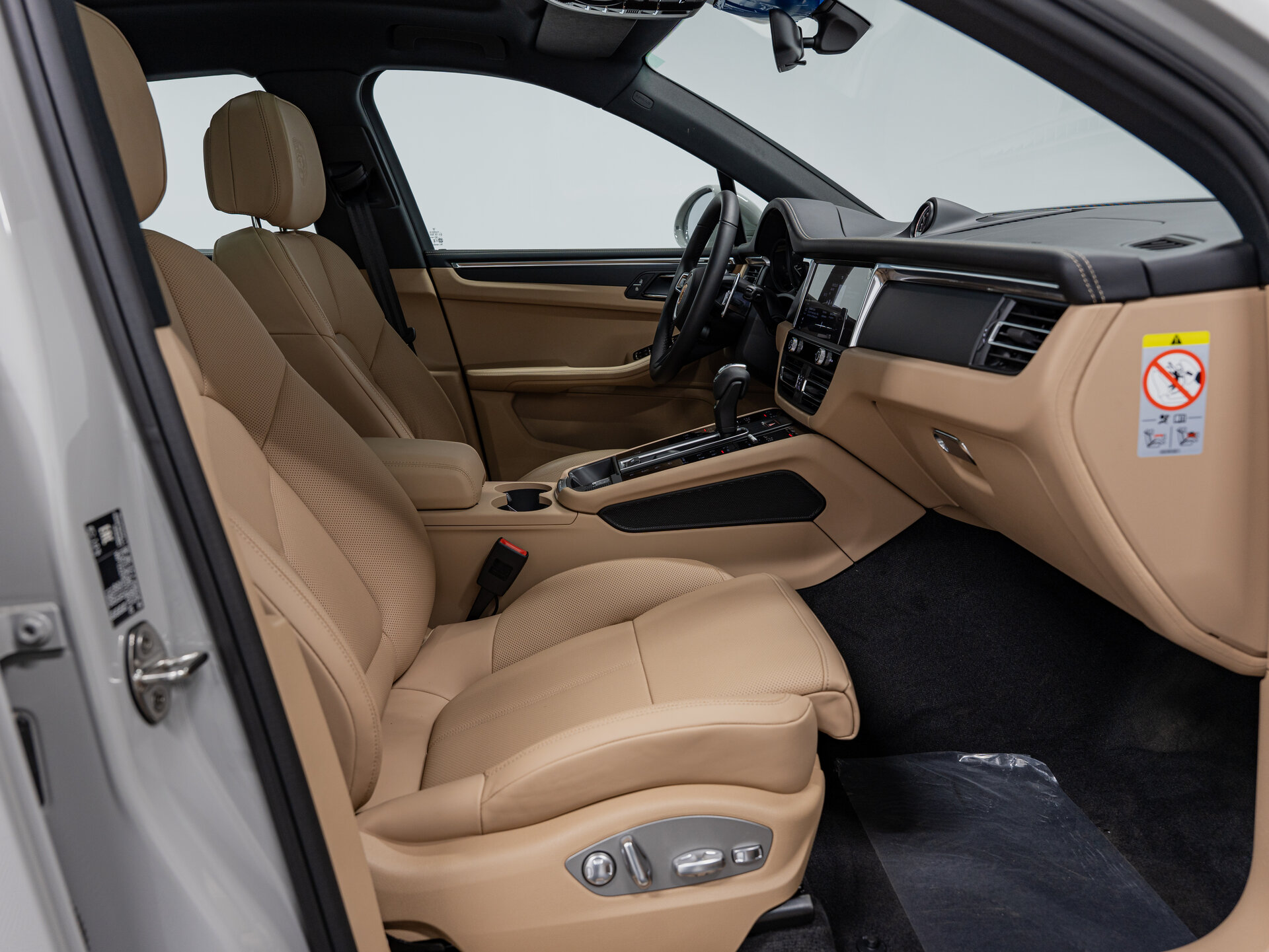 Автомобиль Porsche Macan 2.0 AMT (265 л.с.) 4WD - 14