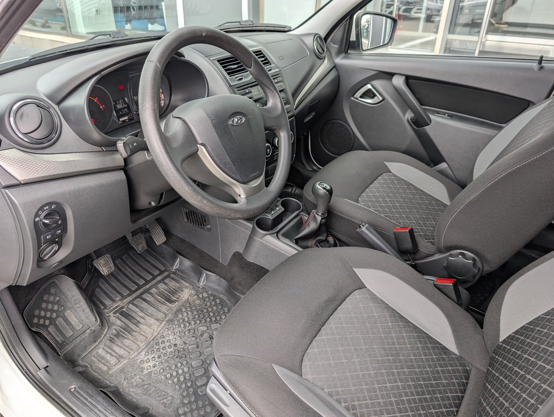Lada (ВАЗ) Granta 