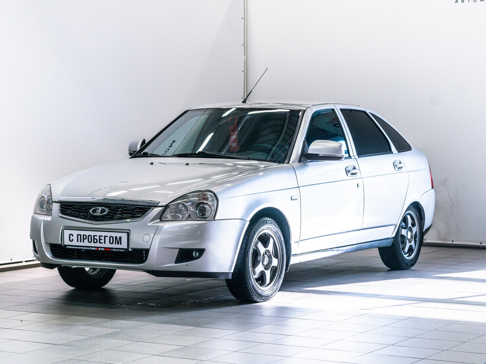 LADA (ВАЗ) Priora 2014 1