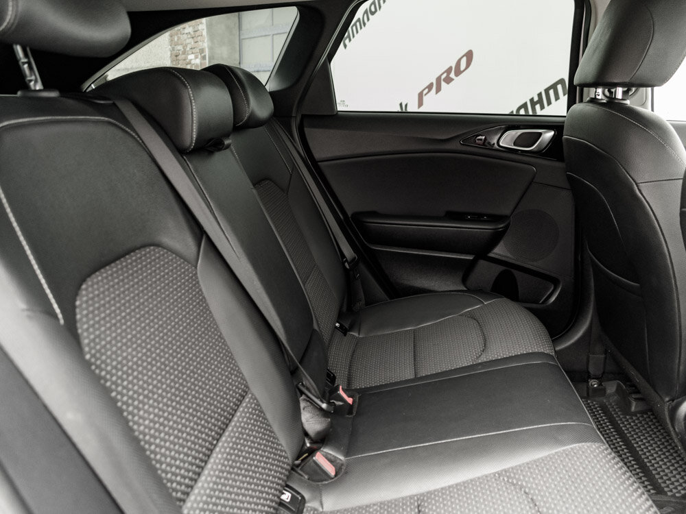 Купить Kia Ceed 1.4 AMT (140 л.с.), 2021 в Екатеренбурге
