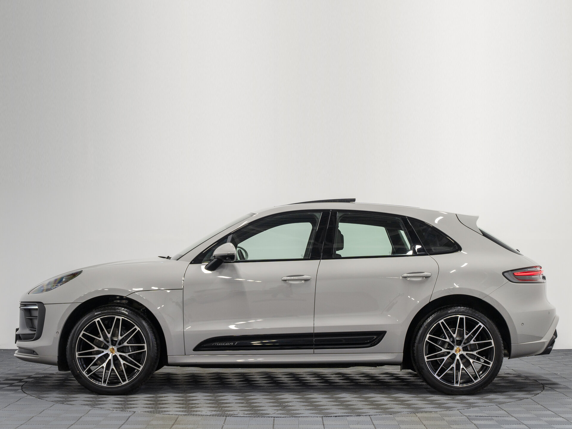 Автомобиль Porsche Macan 2.0 AMT (265 л.с.) 4WD - 12