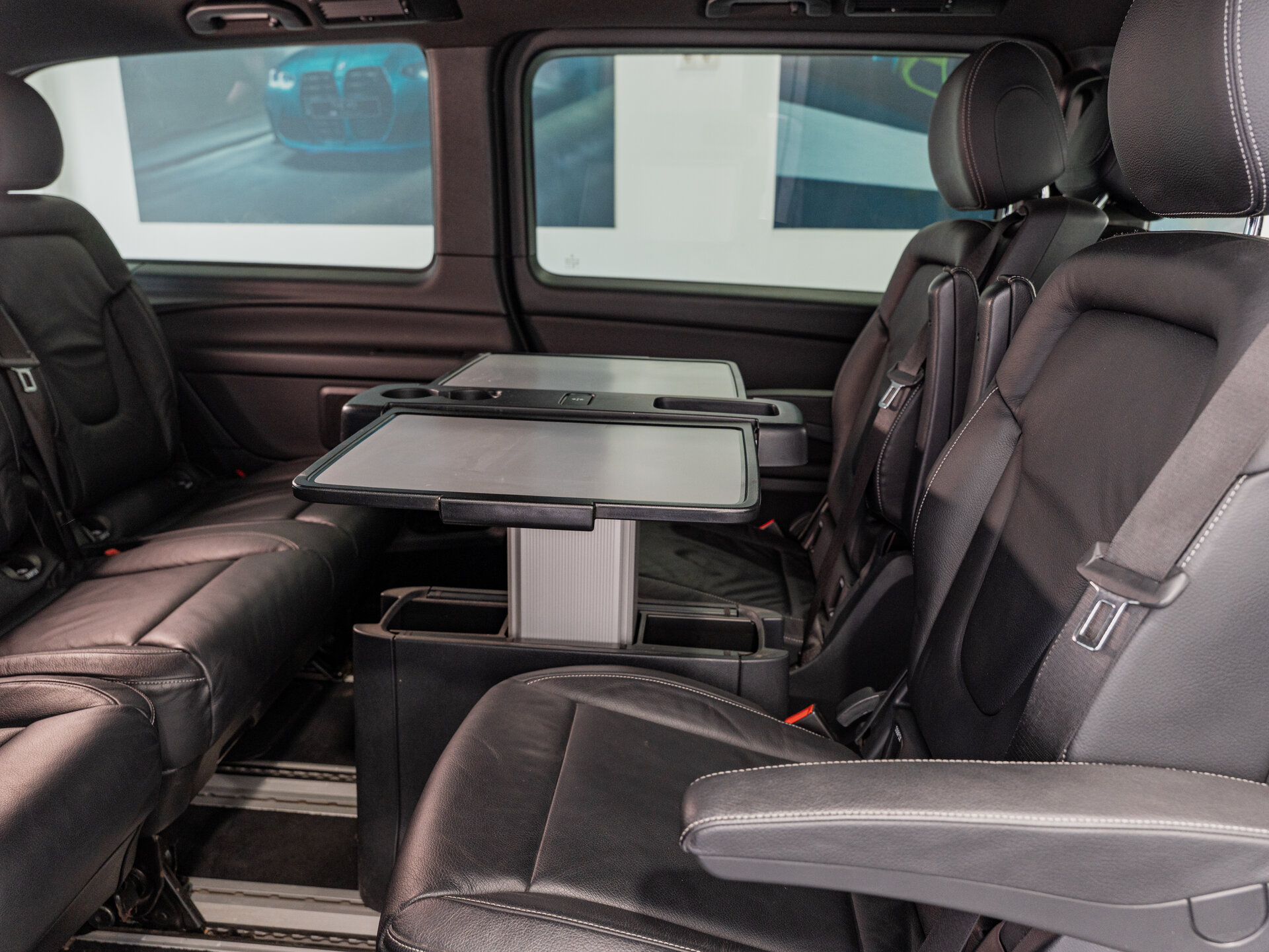 Автомобиль Mercedes-Benz V-Класс 250 d длинный 2.1d AT (190 л.с.) 4WD - 16