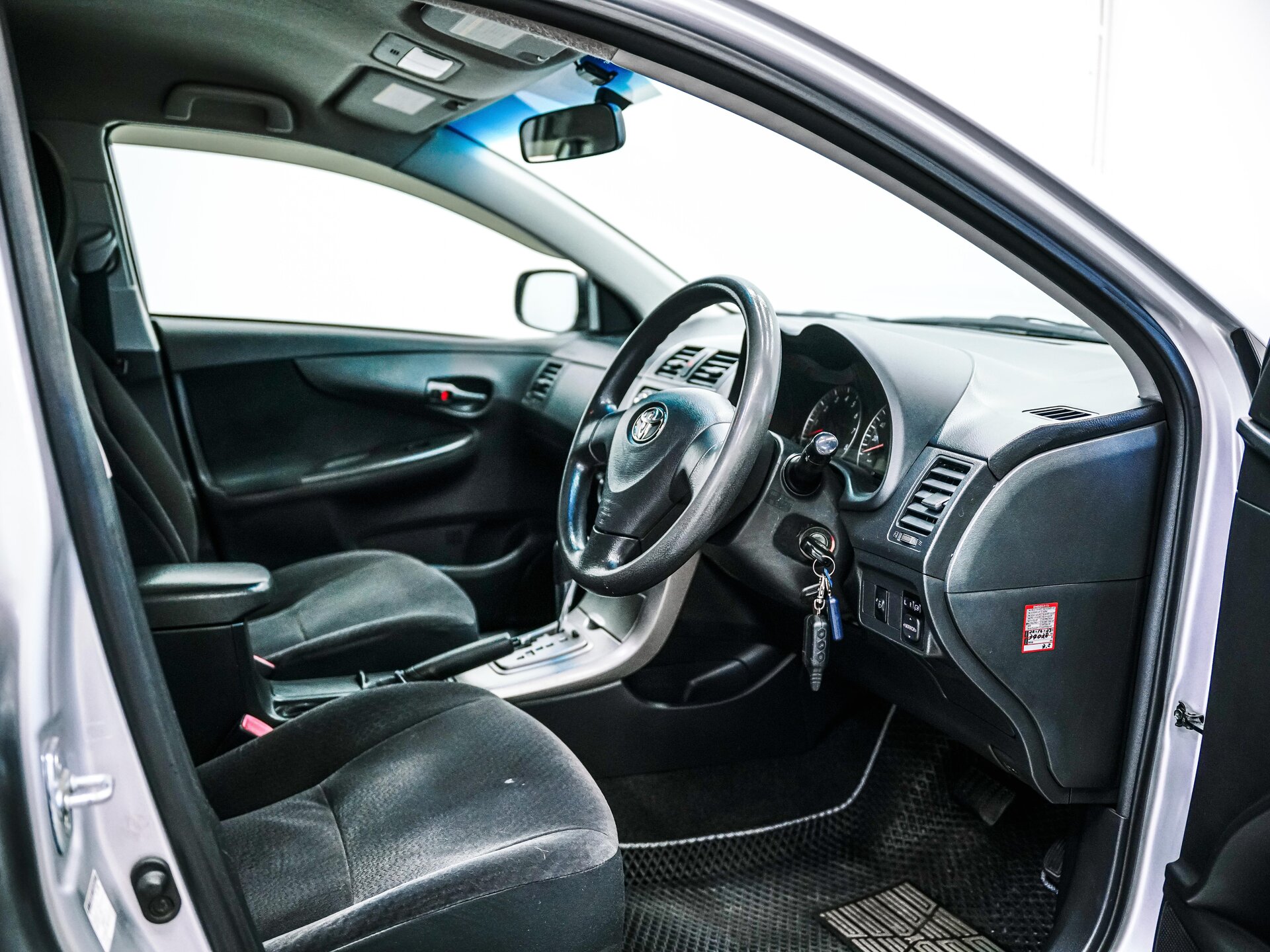 Toyota Corolla 2010 17