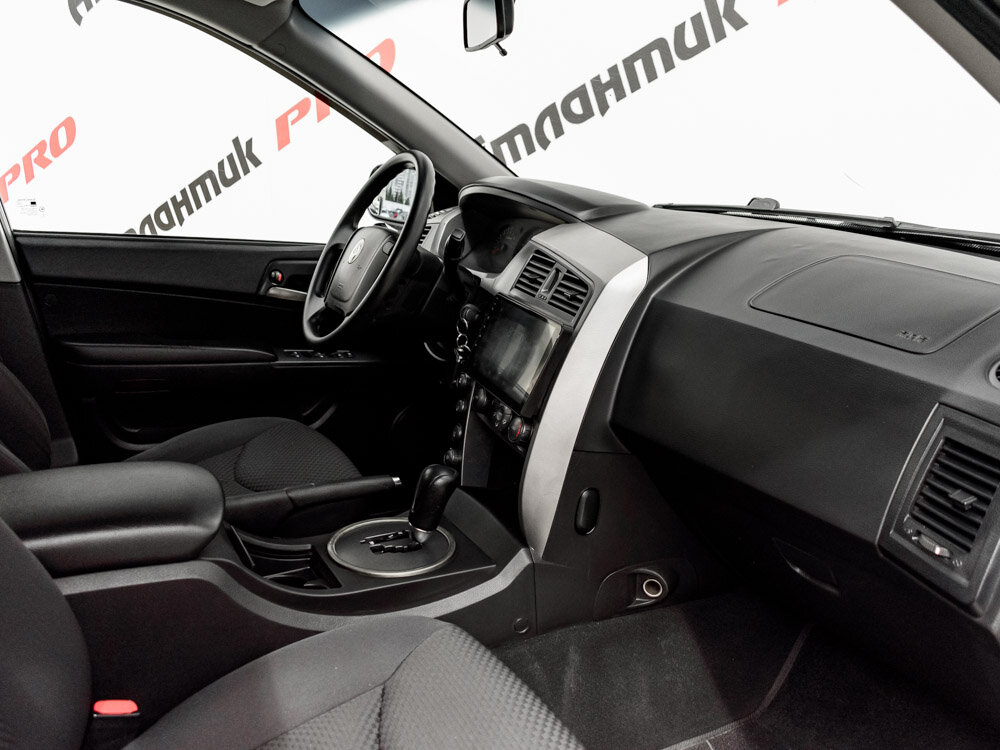 Купить SsangYong Kyron 6-speed 2.3 AT (150 л.с.) 4WD, 2014 в Екатеренбурге