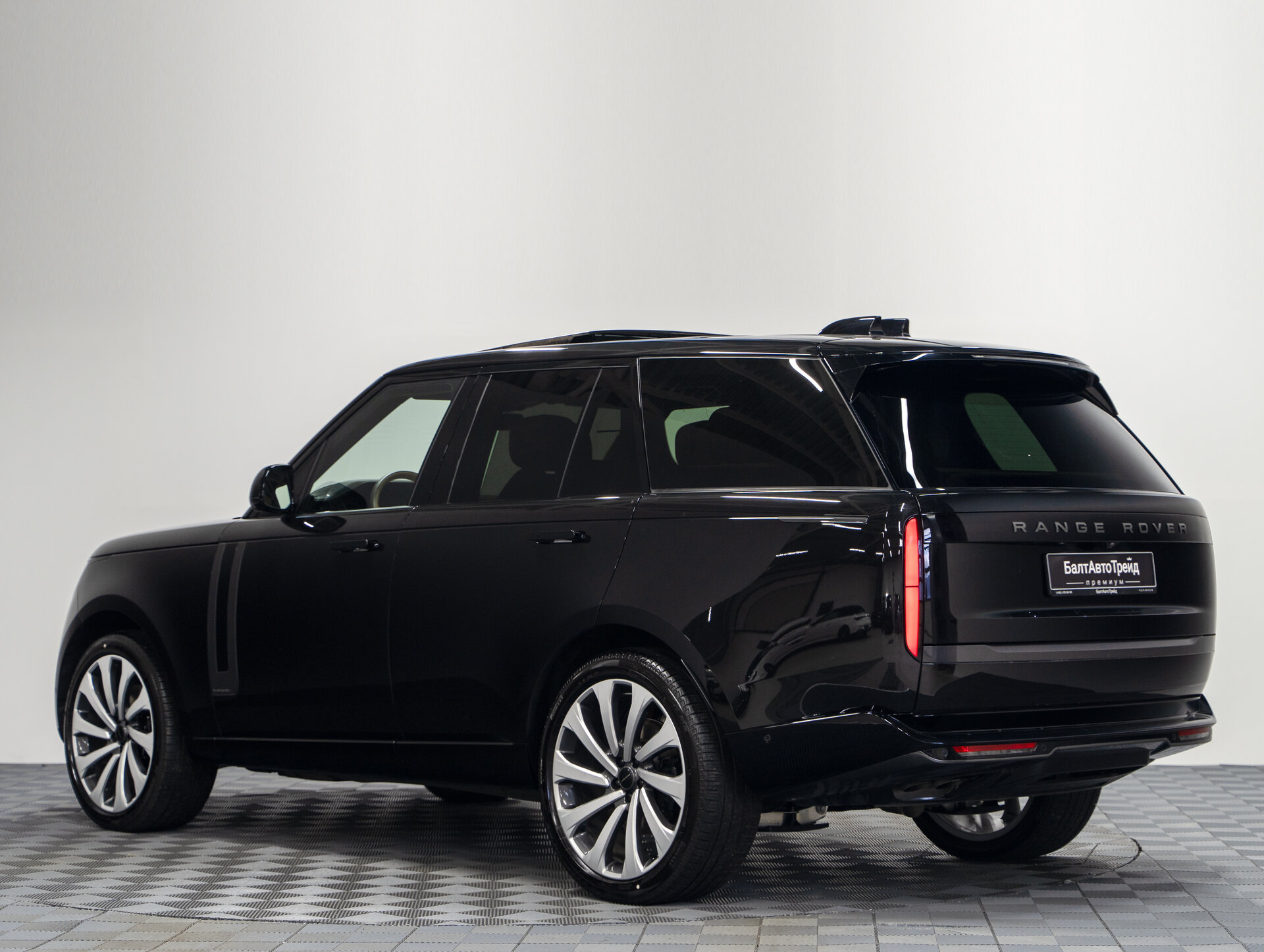 Автомобиль Land Rover Range Rover D350 MHEV 3.0d AT (350 л.с.) 4WD - 9
