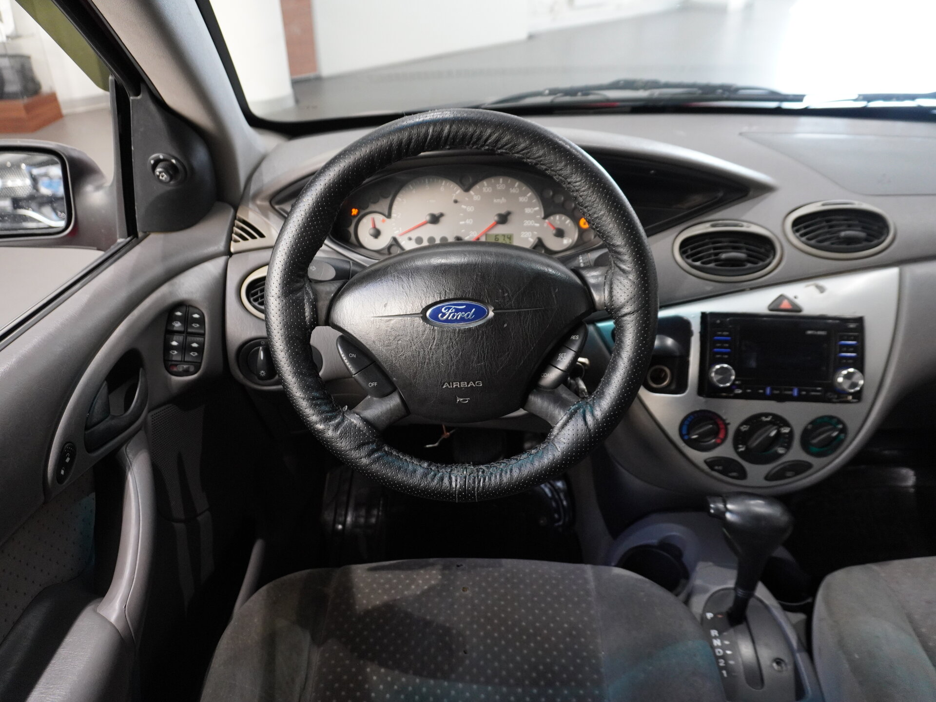 Автомобиль Ford Focus 2.0 AT (131 л.с.) - 14