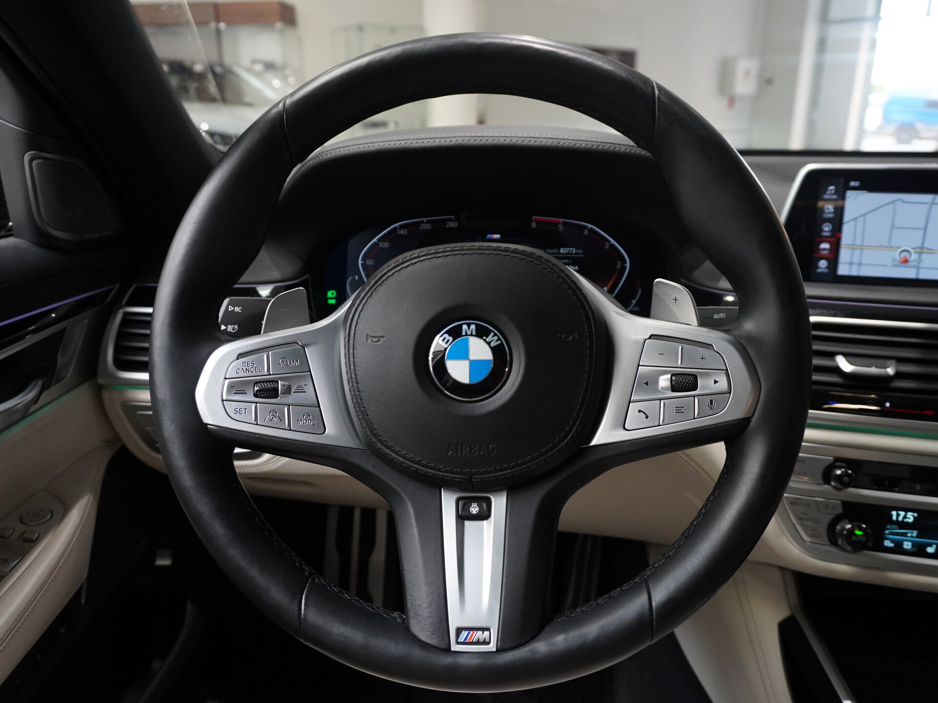 Автомобиль BMW 7 серии 740d xDrive 3.0d AT (320 л.с.) 4WD - 15