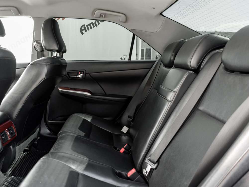 Купить Toyota Camry 2.5 AT (181 л.с.), 2013 в Екатеренбурге