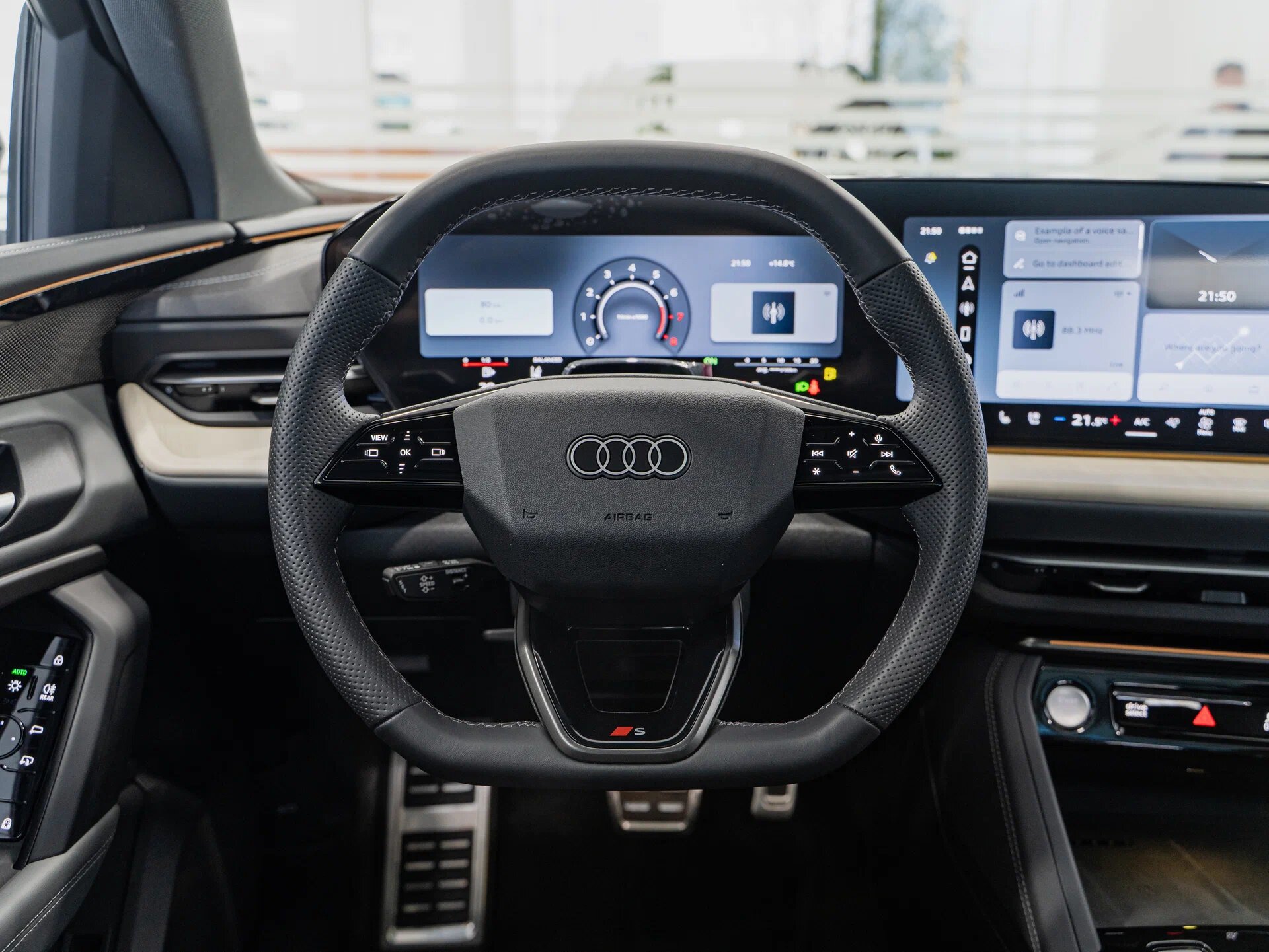 Автомобиль Audi Q5 L 2.0 AMT (204 л.с.) 4WD - 11