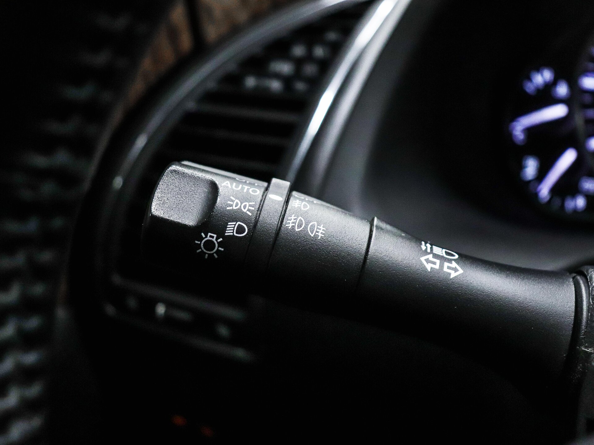 Nissan Patrol 2011 19