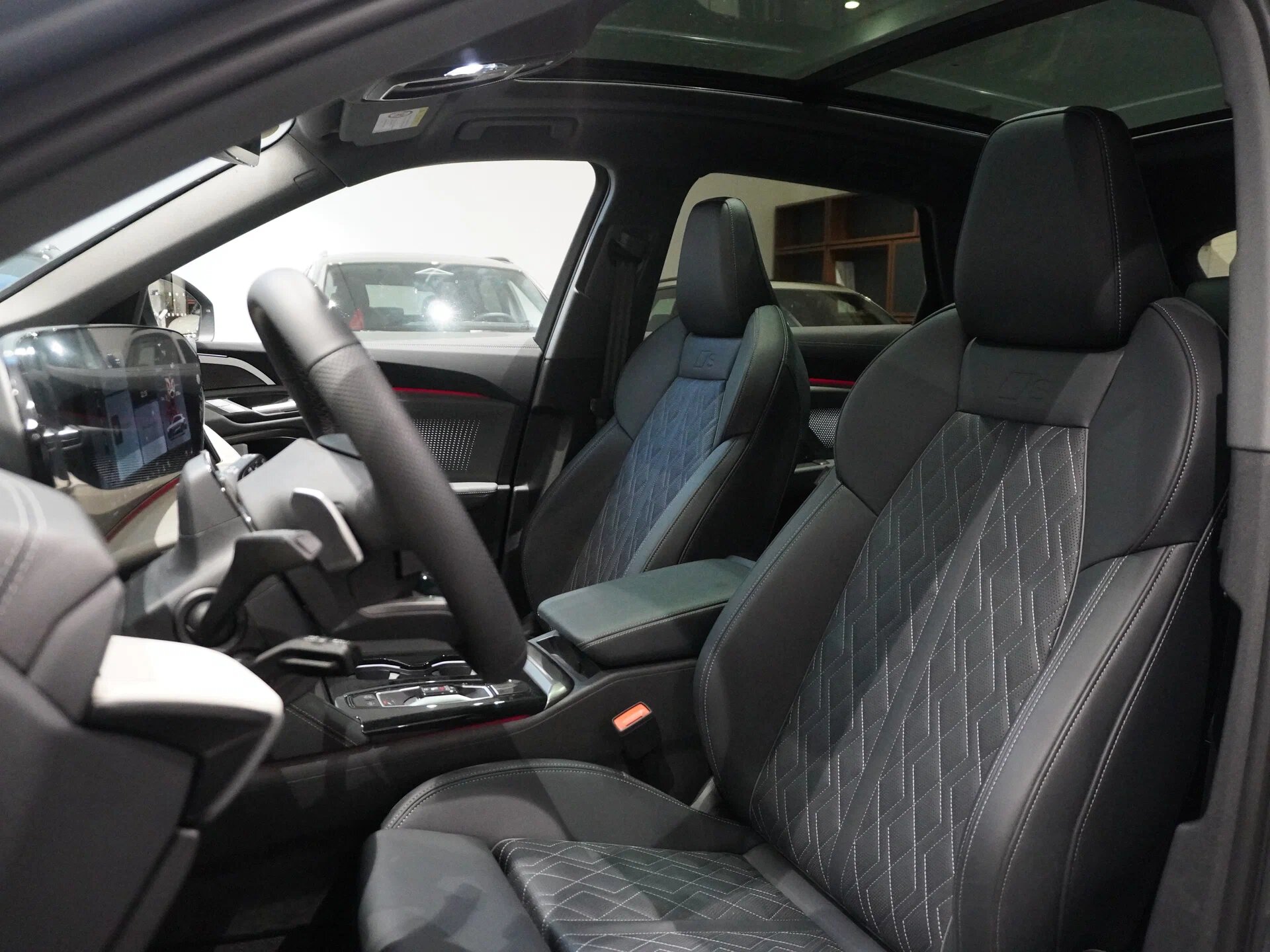 Автомобиль Audi Q5 L 2.0 AMT (204 л.с.) 4WD - 9