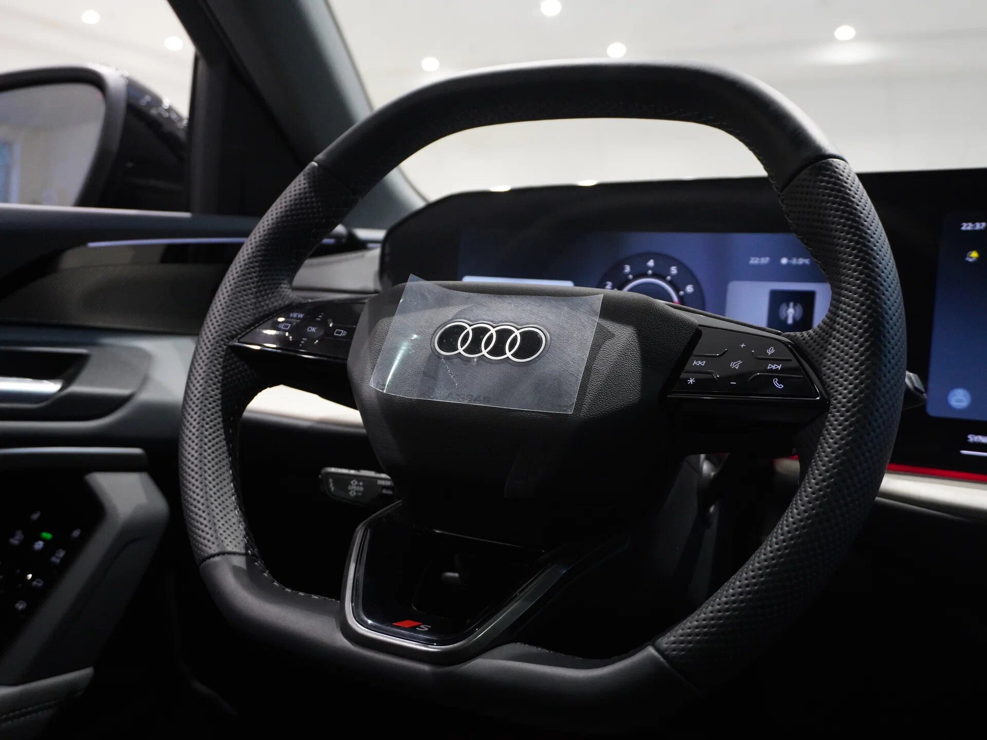 Автомобиль Audi Q5 L 2.0 AMT (204 л.с.) 4WD - 17