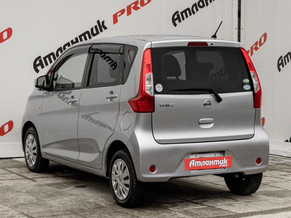 Купить Nissan Dayz 0.7 CVT (49 л.с.), 2018 в Екатеренбурге