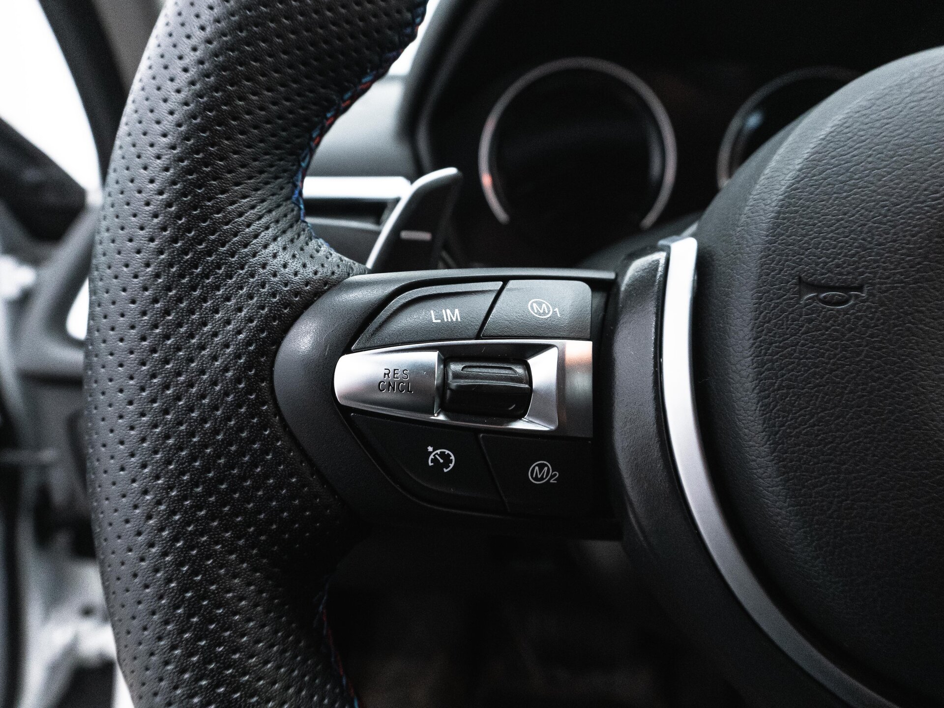 BMW 1 серии 2022 18