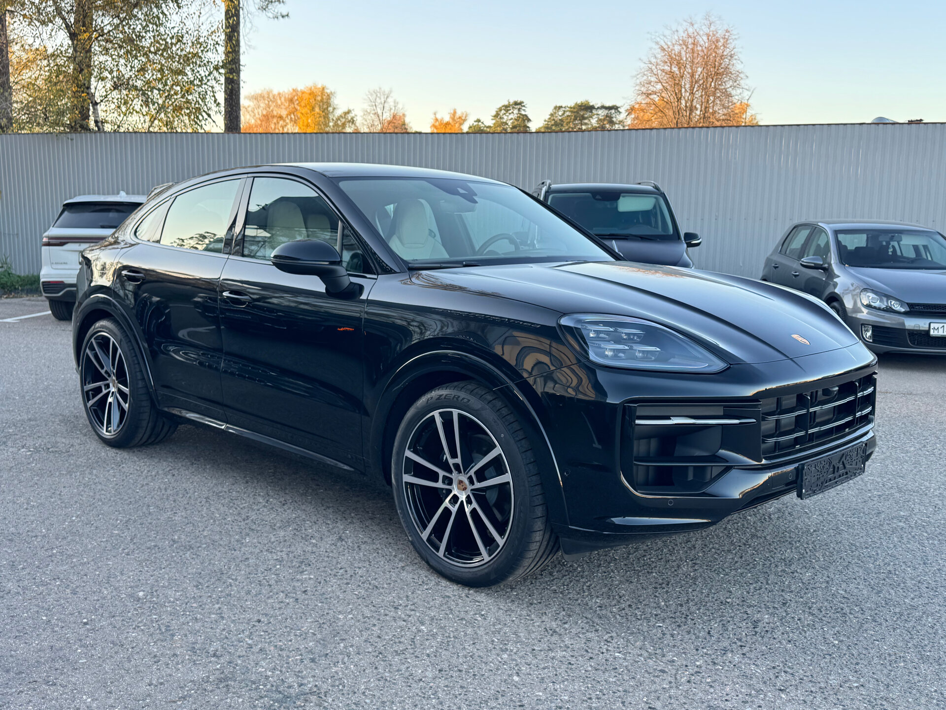 Автомобиль Porsche Cayenne Coupé 3.0 AT (353 л.с.) 4WD - 19